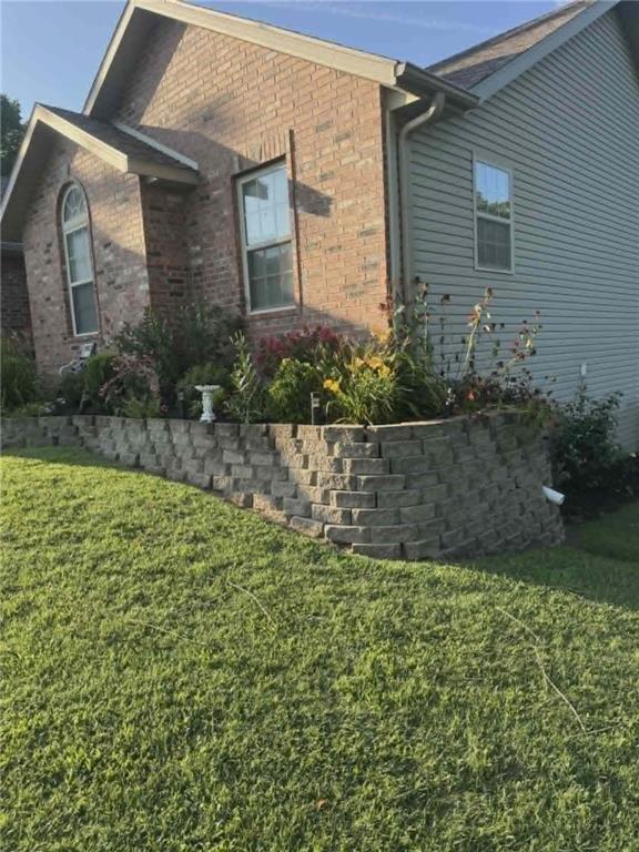 241 66 Rd, Clinton, MO 64735