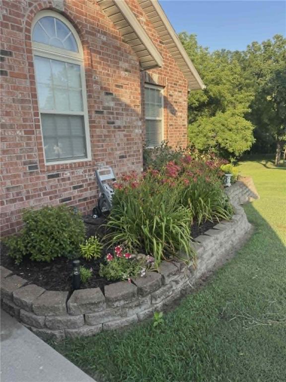 241 66 Rd, Clinton, MO 64735