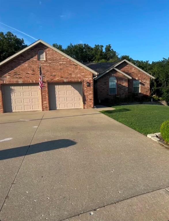 241 66 Rd, Clinton, MO 64735