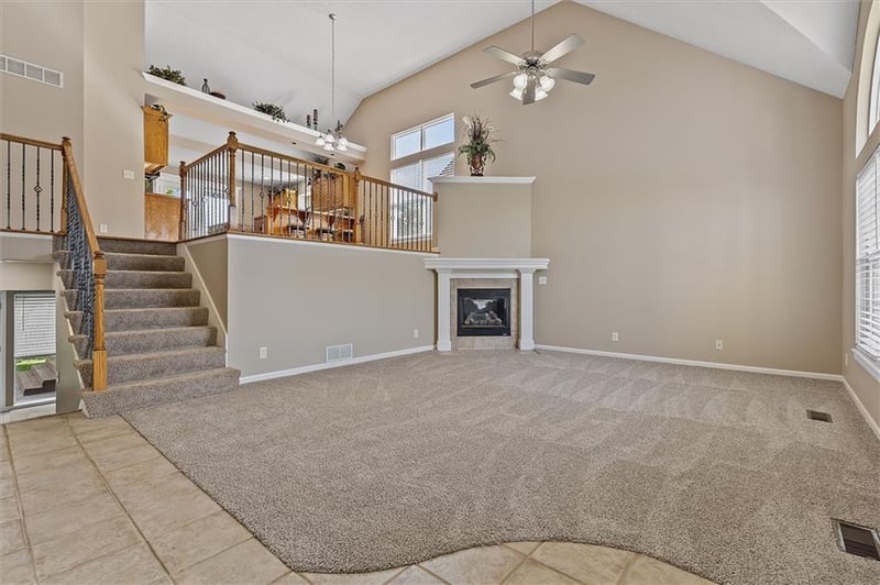 2209 Wyndham Dr, Blue Springs, MO 64029