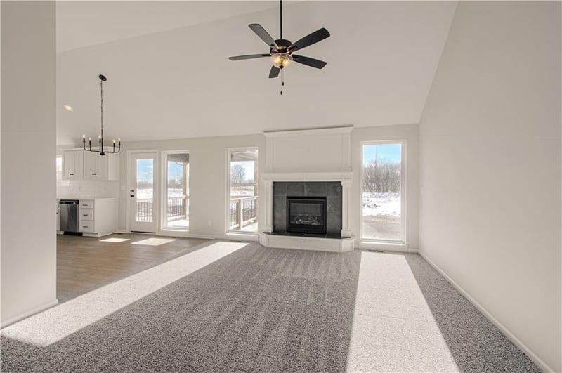 1206 Noah Ln, Kearney, MO 64060