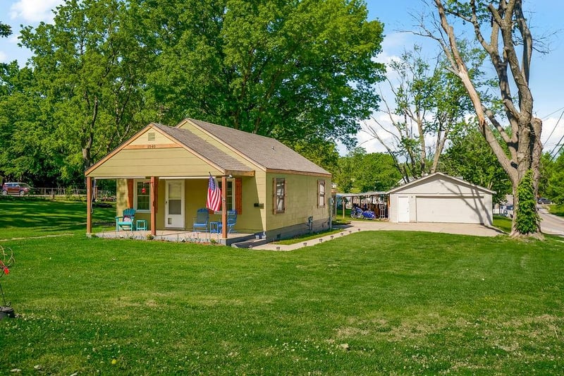 1540 Noland Rd, Independence, MO 64050