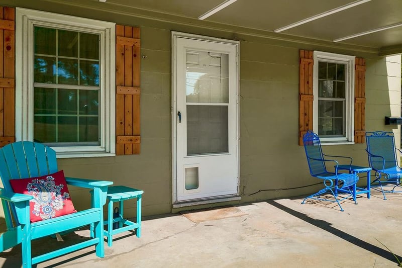 1540 Noland Rd, Independence, MO 64050