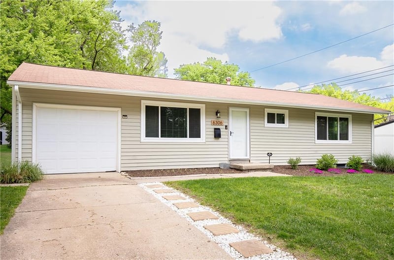 6306 77th Ter, Prairie Village, KS 66204