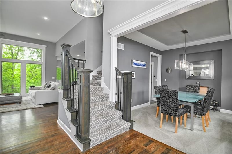 14035 Trail Creek Ct, Parkville, MO 64152