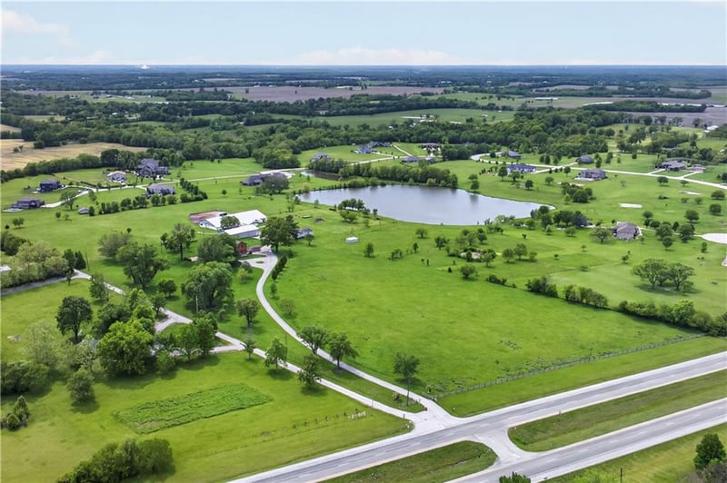 30703 Us Highway 50 Rd, Lee's Summit, MO 64086