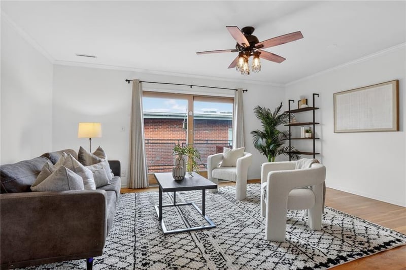 4213 Clark Ave #5, Kansas City, MO 64111
