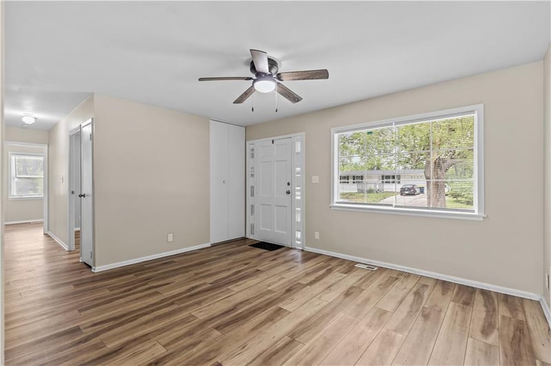 9200 Stark Ave, Kansas City, MO 64138