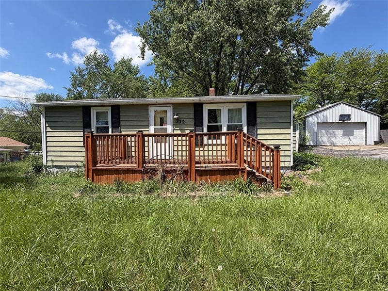 232 County Line Rd, Windsor, MO 65360