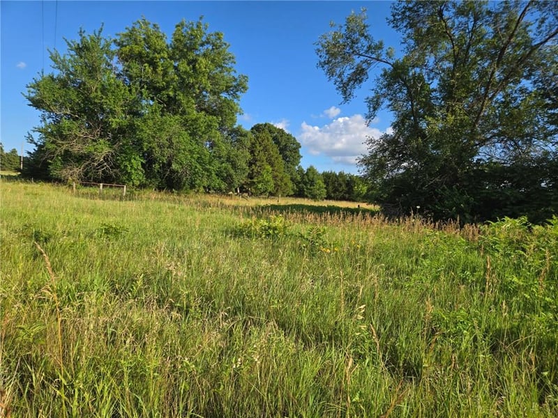 2635 Georgia Rd, Ottawa, KS 66067