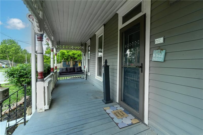 318 Cedar St, Olathe, KS 66061