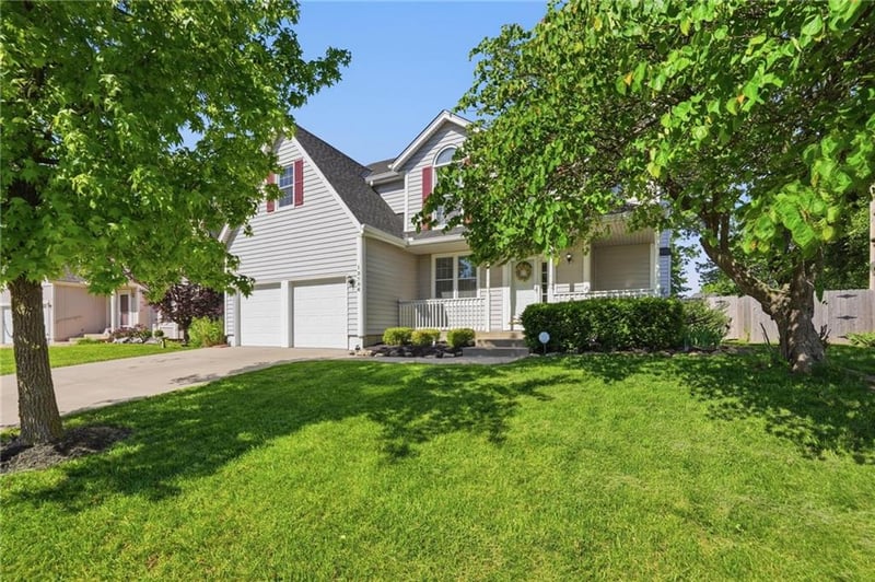 12706 Benson St, Overland Park, KS 66213