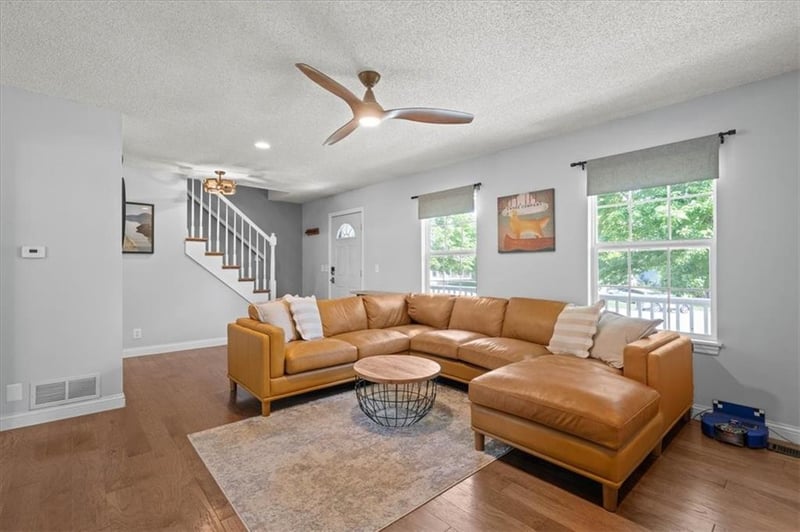 21719 51st Ter, Shawnee, KS 66226