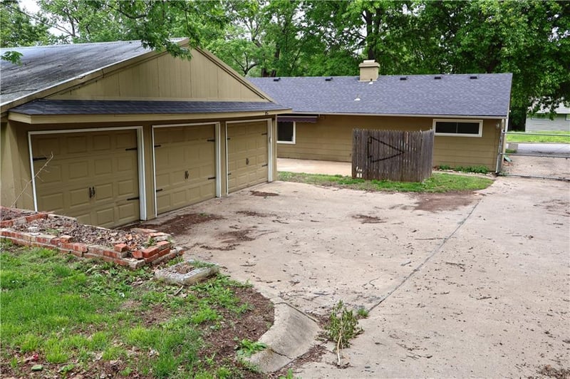 10710 Newton Ave, Kansas City, MO 64134