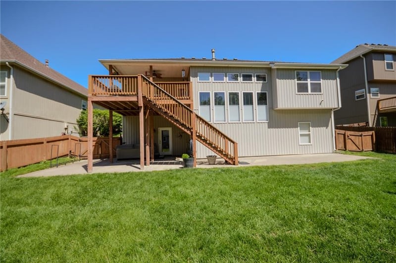 19613 11th Ter, Independence, MO 64056