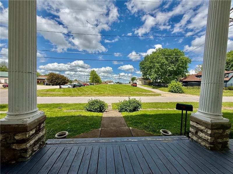121 Royle St, Richmond, MO 64085