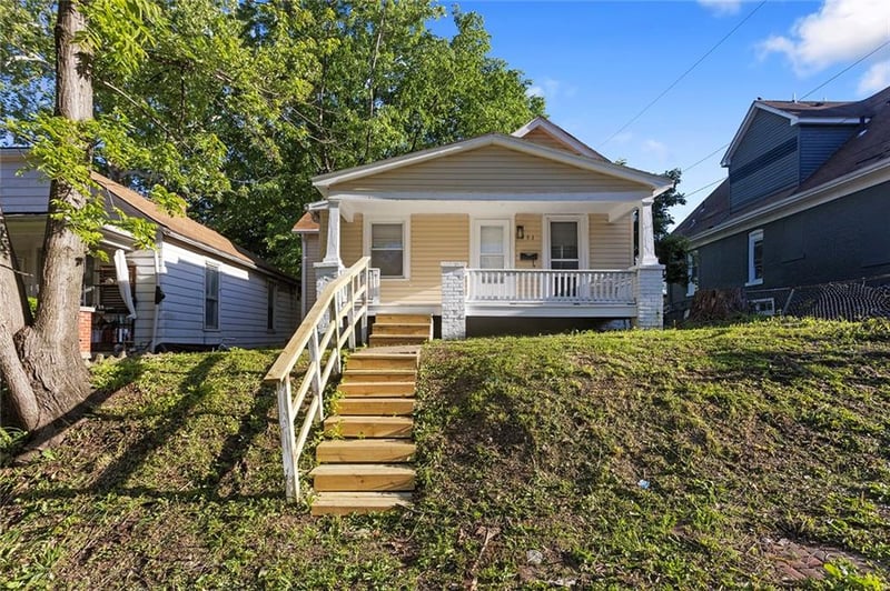 751 Simspon Ave, Kansas City, KS 66101
