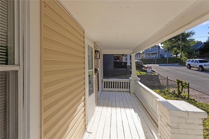 751 Simspon Ave, Kansas City, KS 66101
