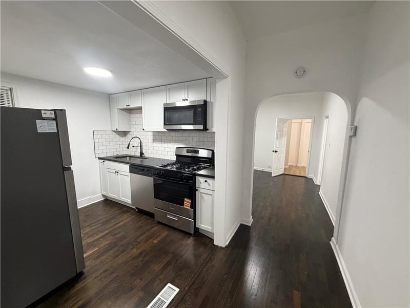 751 Simspon Ave, Kansas City, KS 66101