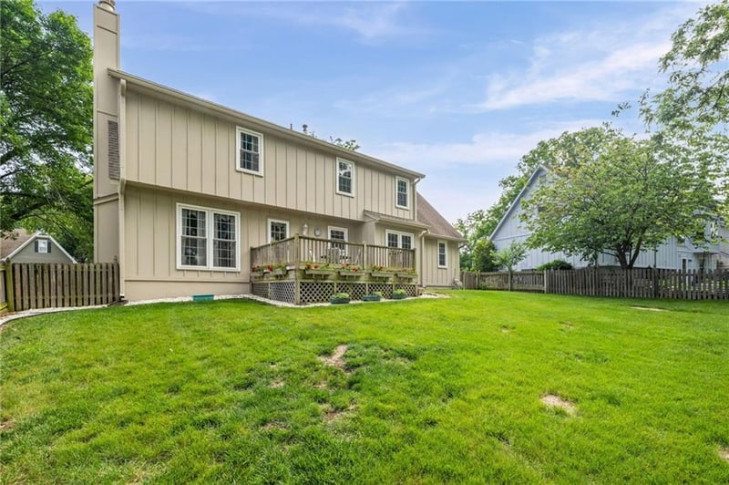 7304 114th Ter, Overland Park, KS 66210