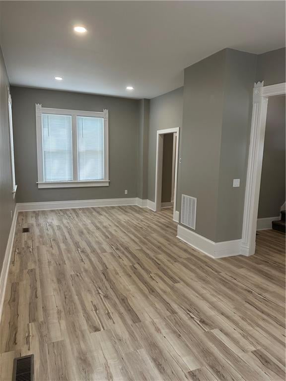 1908 Faraon St, St Joseph, MO 64501