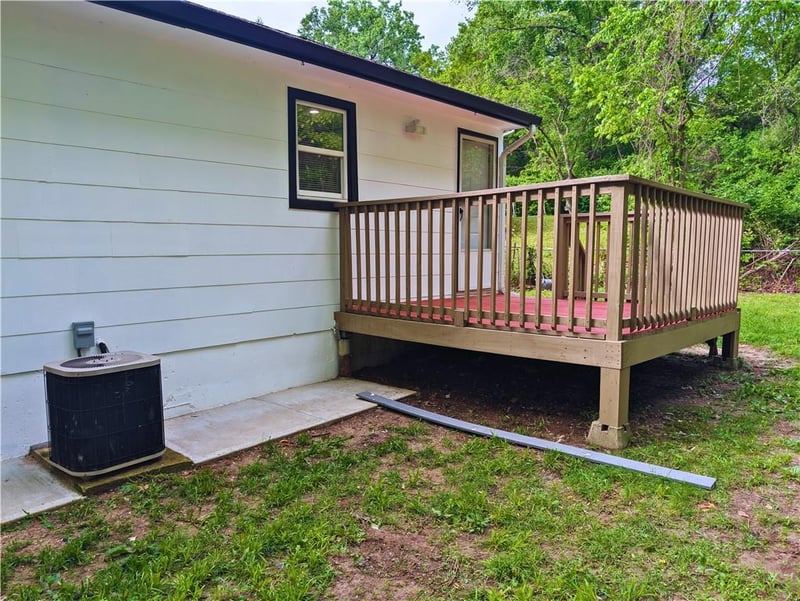 1324 52nd Ct, Kansas City, KS 66102