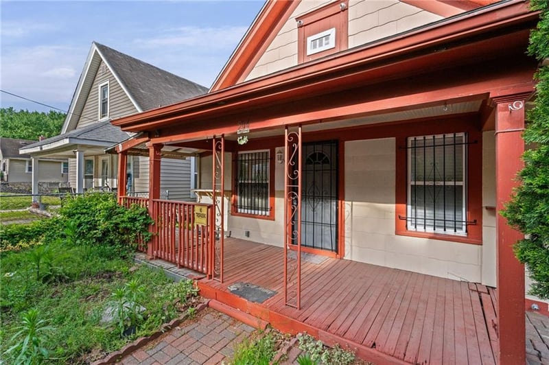 504 Wallace Ave, Kansas City, MO 64124