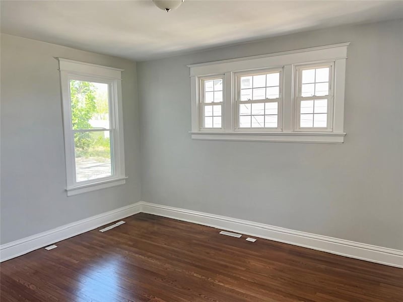 120 17th St, Lexington, MO 64067