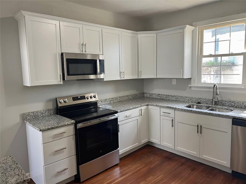 120 17th St, Lexington, MO 64067
