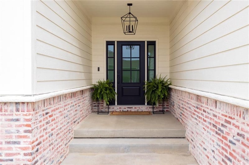 2021 NE Bluestone Dr, Lee's Summit, MO 64064
