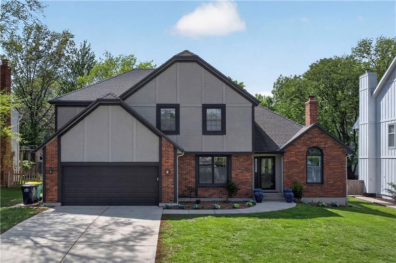 9410 Hall Dr, Lenexa, KS 66219