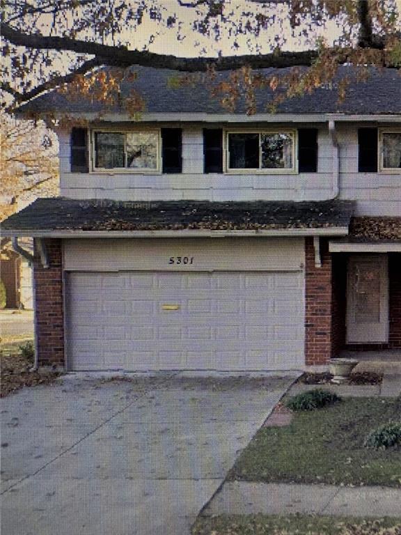 5301 W 103 Pl, Overland Park, KS 66207