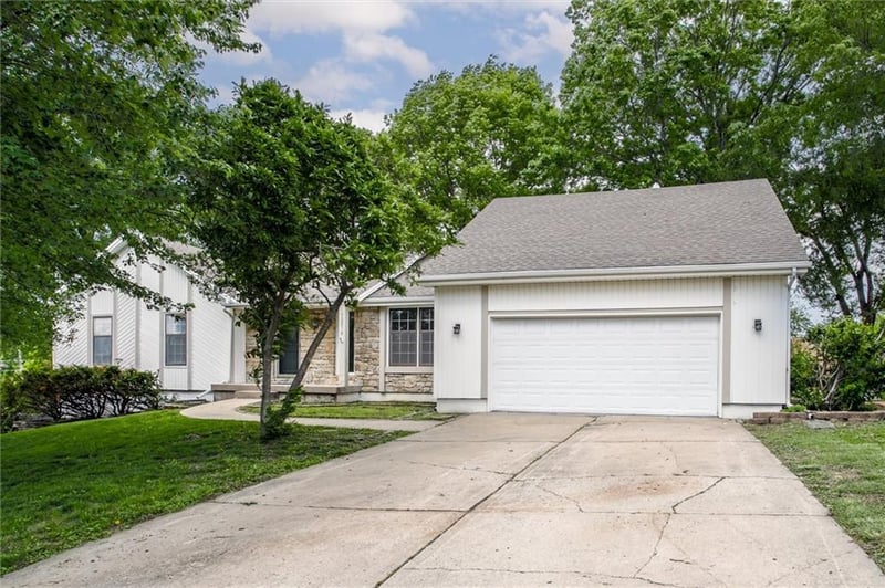 12816 57th St, Kansas City, MO 64133