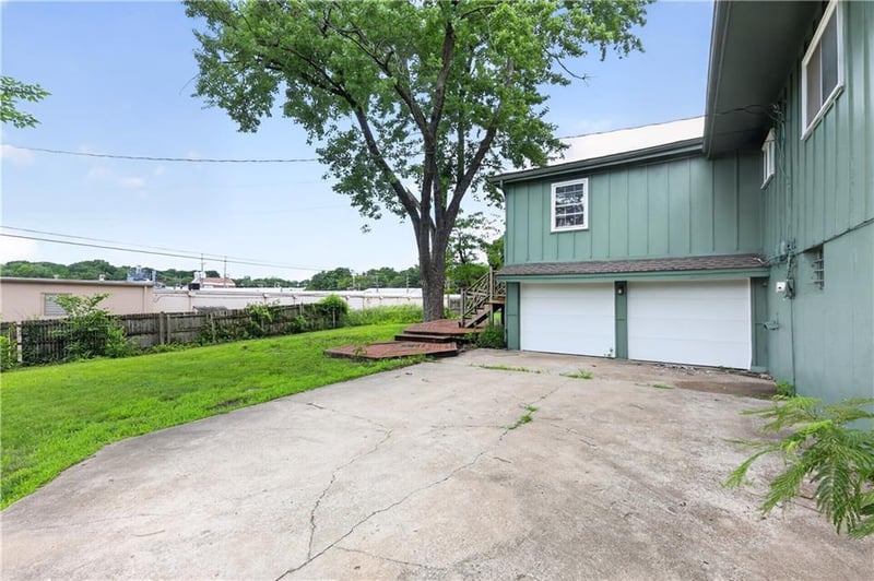 6508 Hardy Ave, Raytown, MO 64133