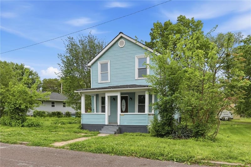309 Kickapoo St, Leavenworth, KS 66048