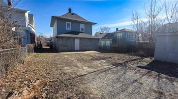142 N Bellaire Ave, Kansas City, MO 64123