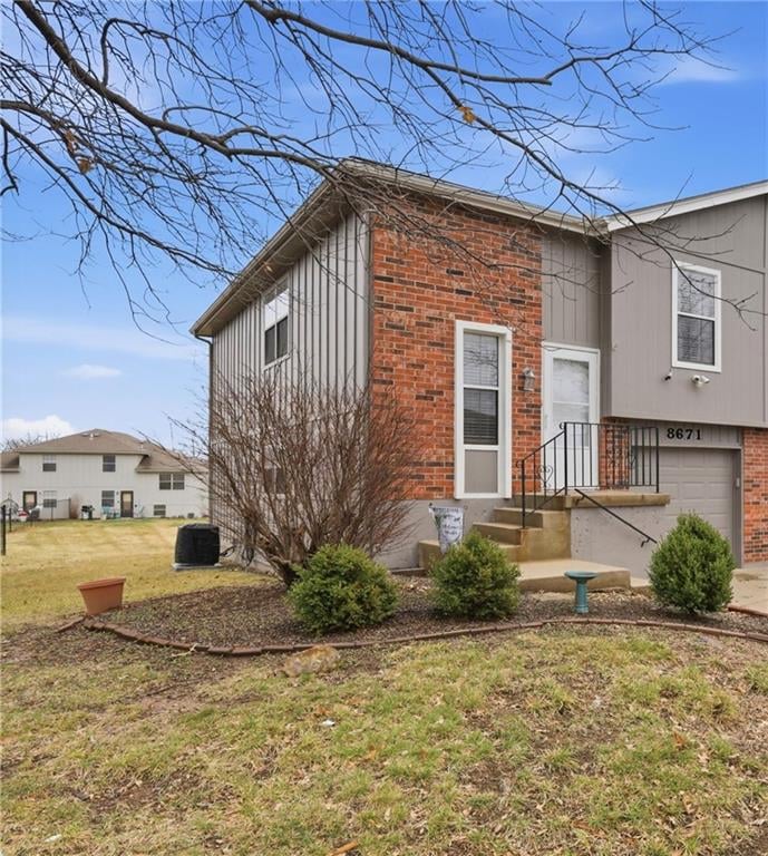 8671 N Hull Ave, Kansas City, MO 64154