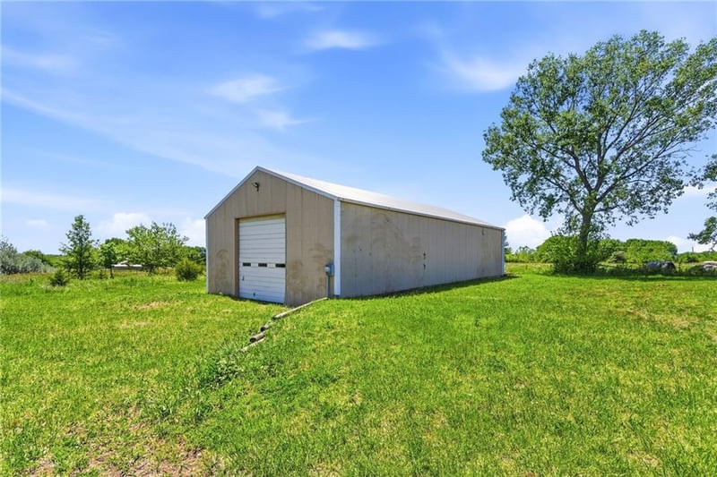 29311 231st St, Spring Hill, KS 66083