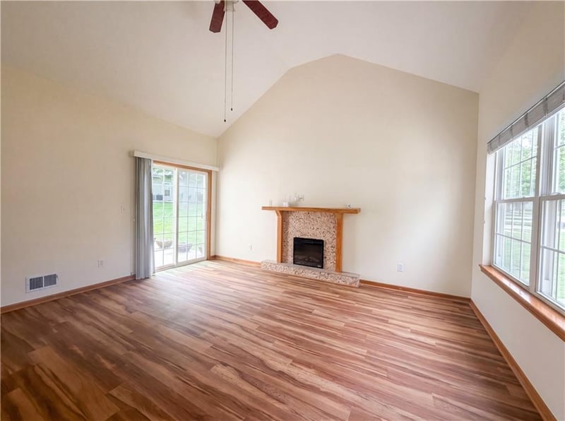 8331 Greeley Ave, Kansas City, KS 66109