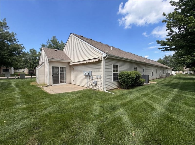 8331 Greeley Ave, Kansas City, KS 66109