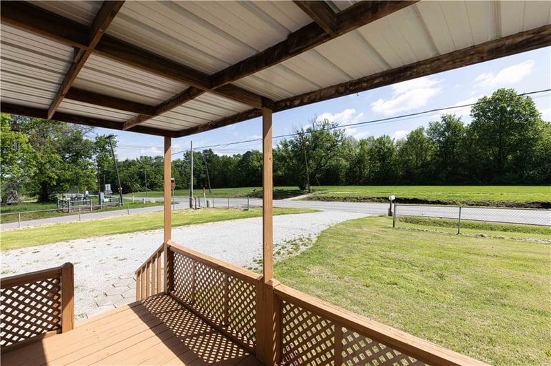 309 North St, Windsor, MO 65360