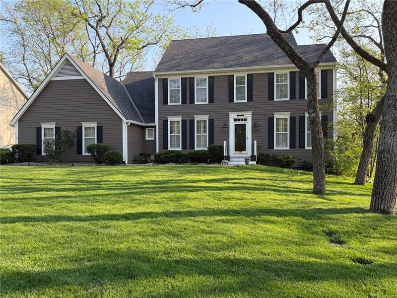 11203 124th St, Overland Park, KS 66213