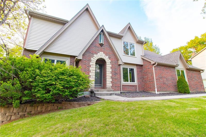 1511 SW Meyer Blvd, Blue Springs, MO 64015
