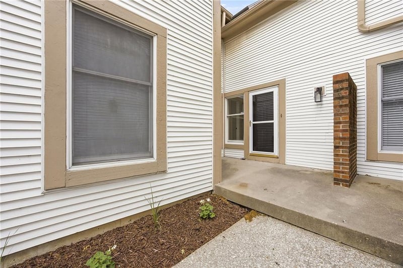 2426 137th Pl, Overland Park, KS 66224