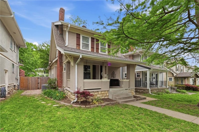 5910 Cherry St, Kansas City, MO 64110