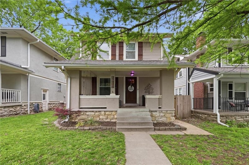 5910 Cherry St, Kansas City, MO 64110
