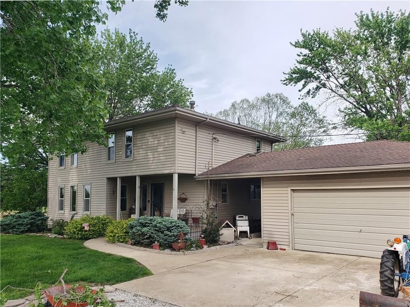 15285 Edgerton Rd, Gardner, KS 66030