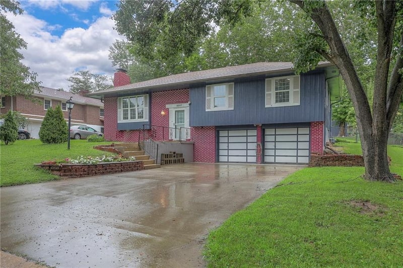 2327 74th St, Kansas City, KS 66109