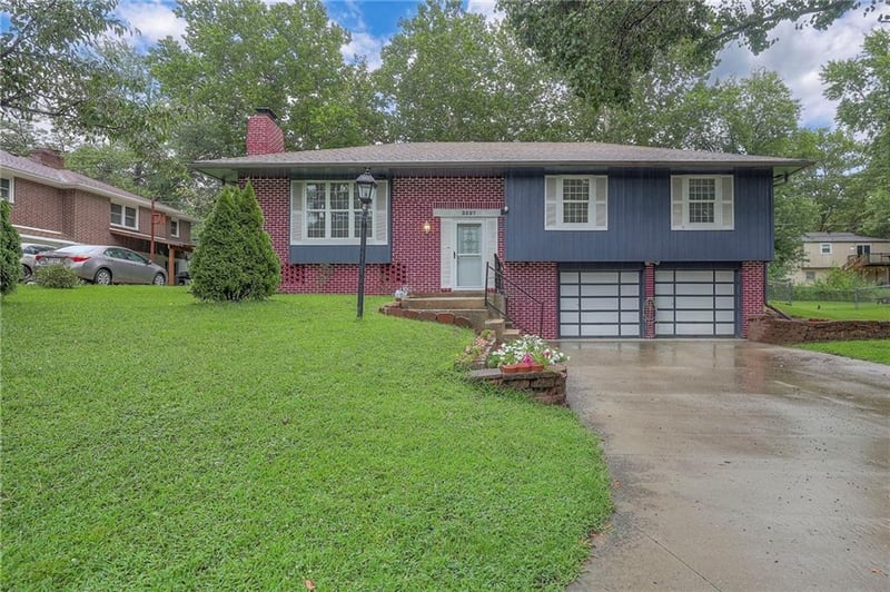 2327 74th St, Kansas City, KS 66109
