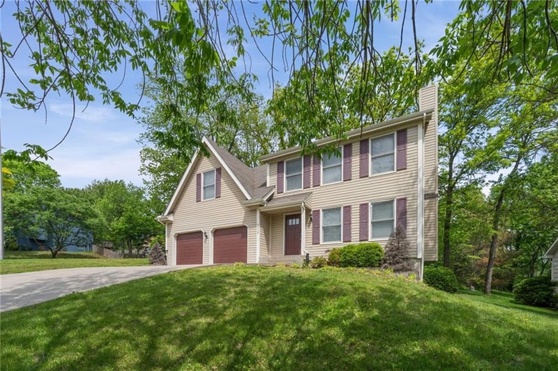 9338 86th Ter, Kansas City, MO 64153